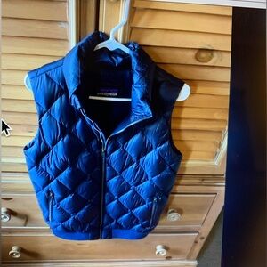 Size Medium Navy Blue Patagonia Vest